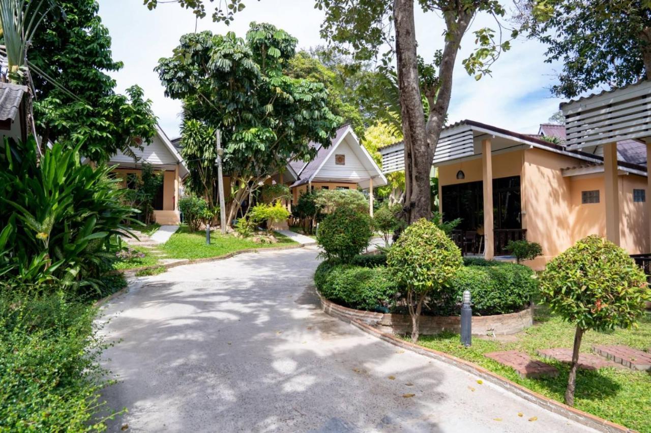 Tom Pizza Resort Ko Samet Extérieur photo