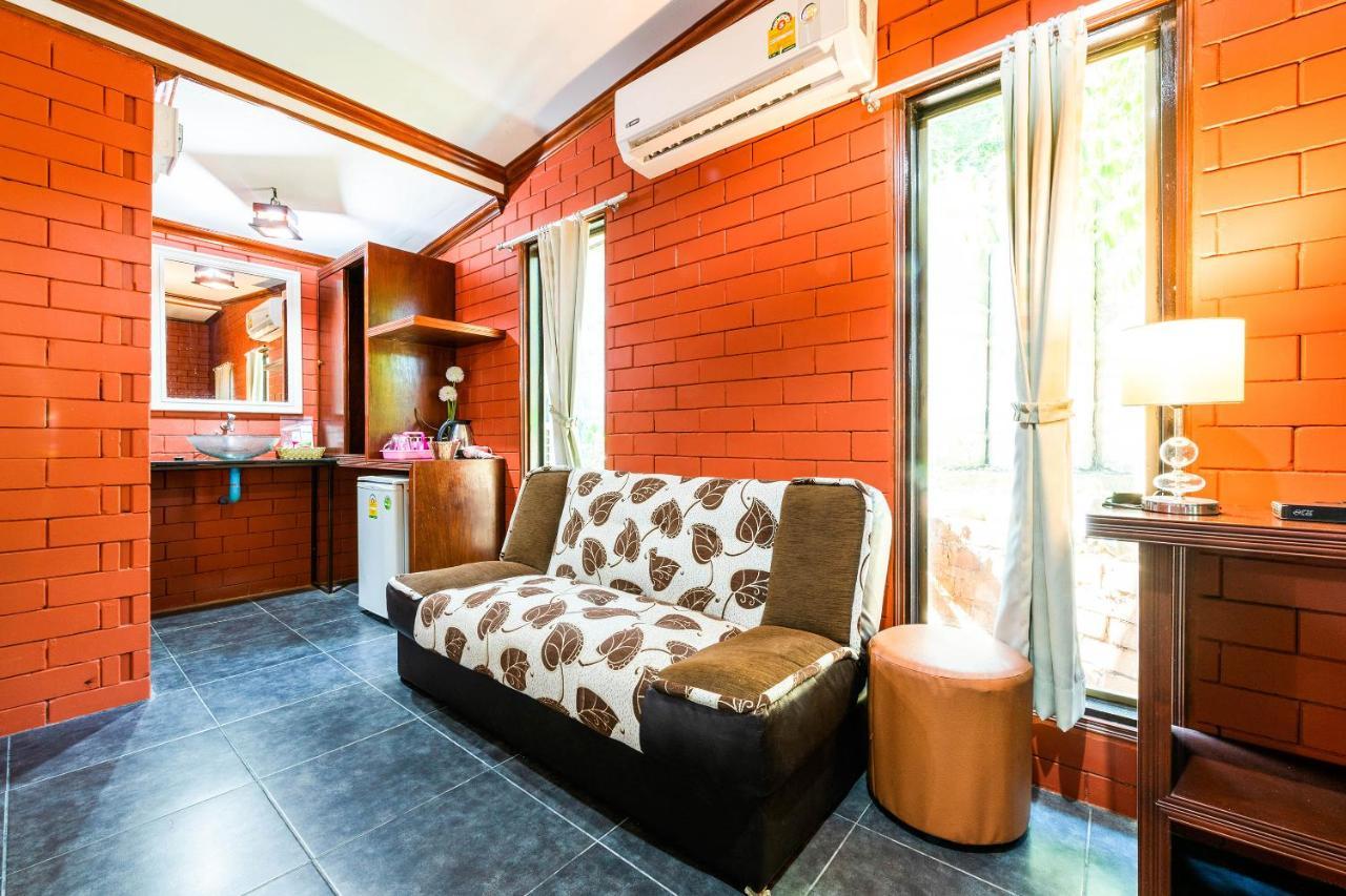 Tom Pizza Resort Ko Samet Extérieur photo